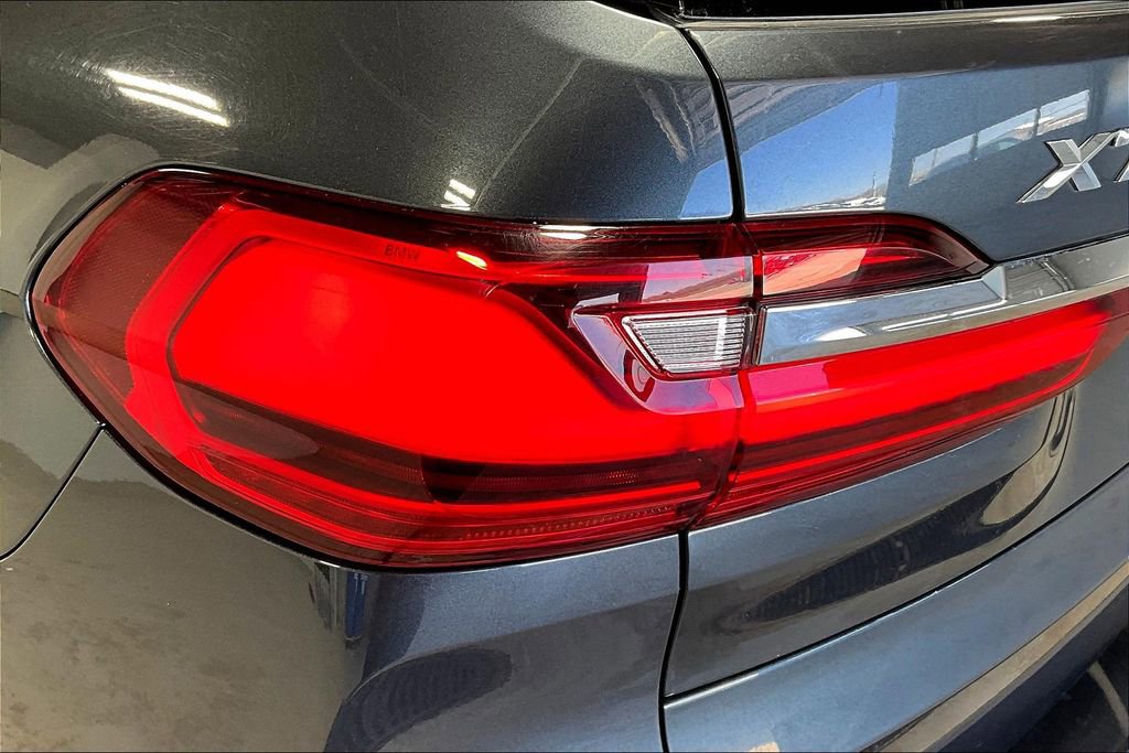 Used 2022 BMW X7 xDrive40i image 39