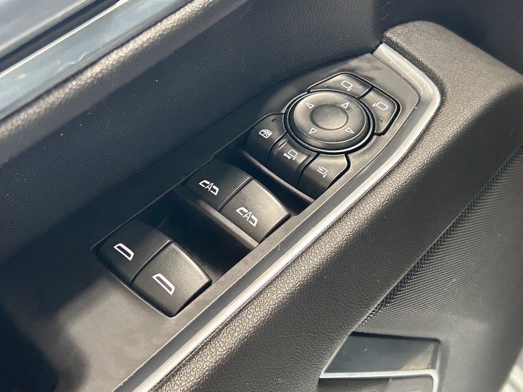 Used 2024 Chevrolet Silverado 2500 LTZ AWD/4WD image 19