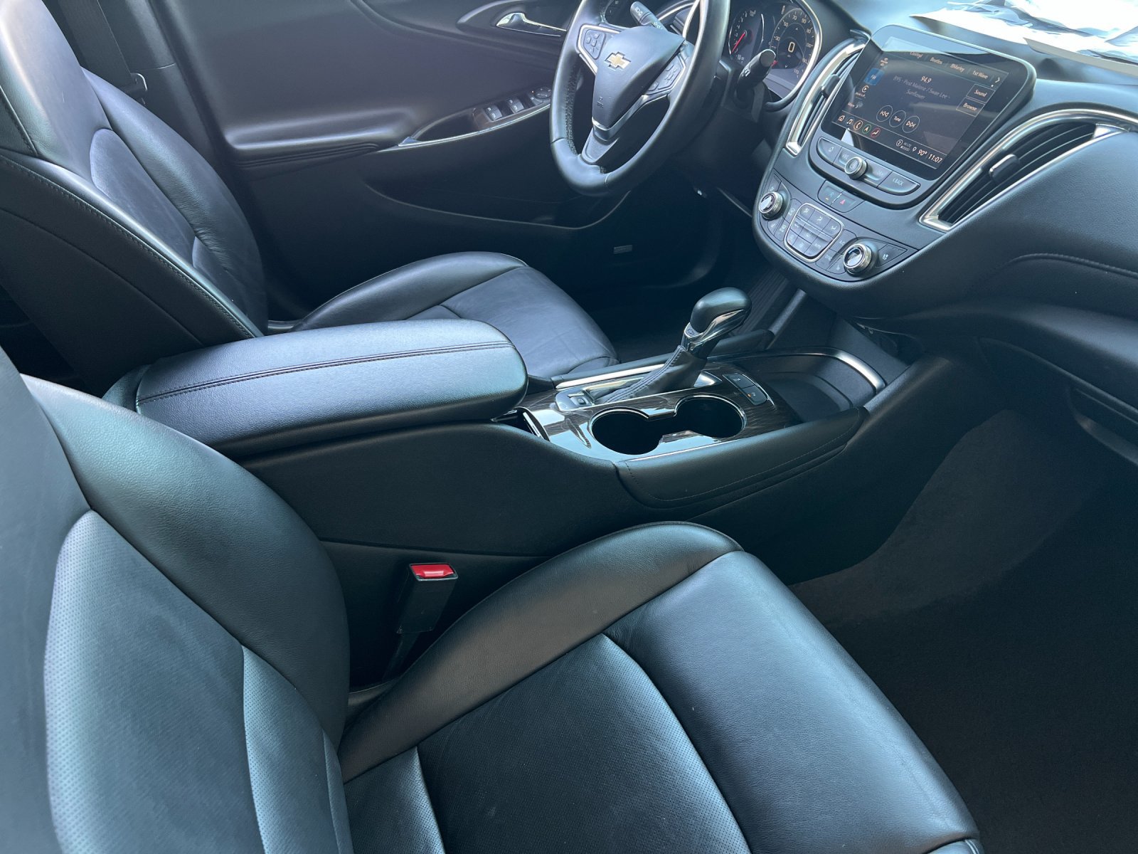 Used 2024 Chevrolet Malibu LT FWD image 15