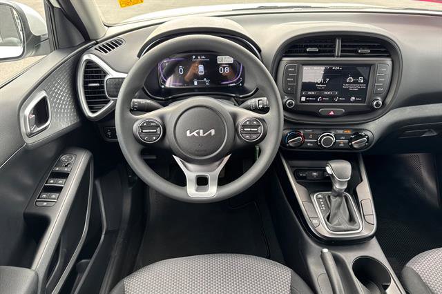 New 2025 Kia Soul LX image 15