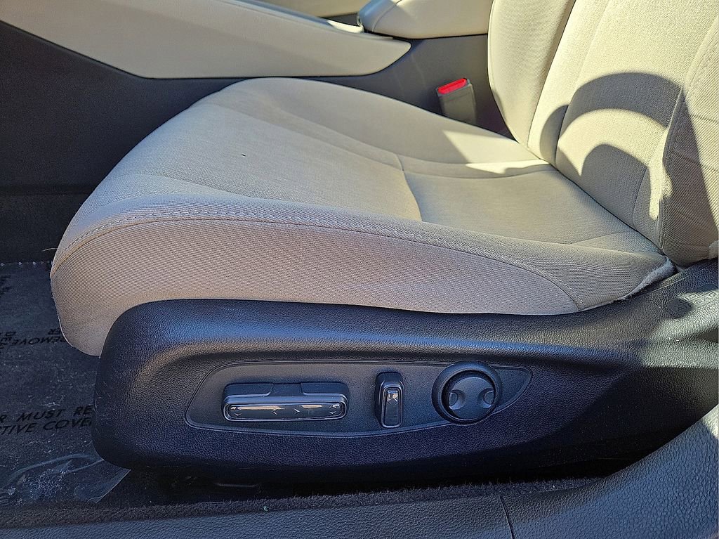 Used 2024 Honda Accord EX image 23