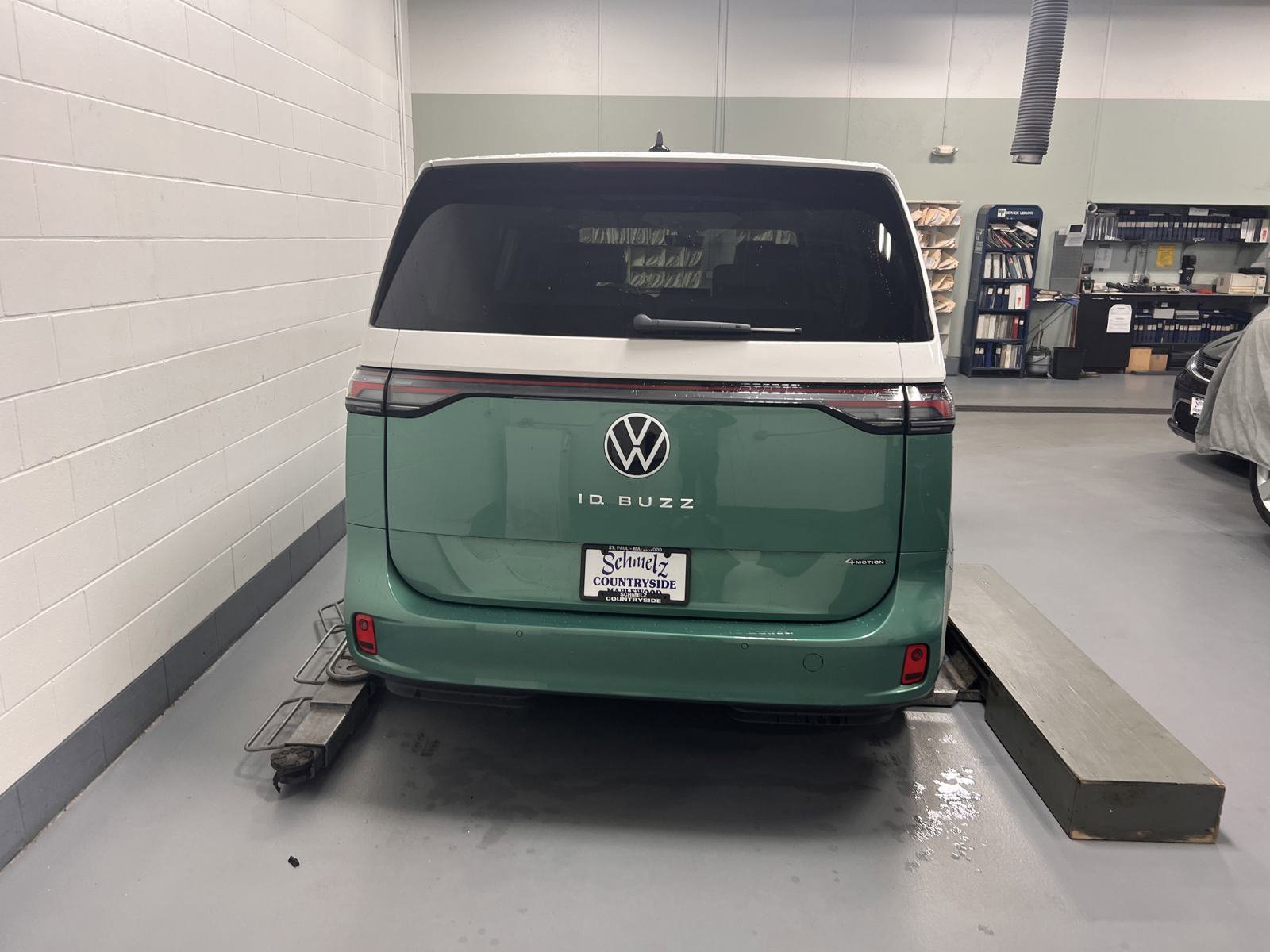 New 2025 Volkswagen ID. Buzz 1st Edition image 25