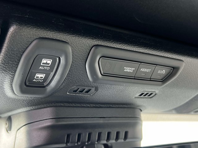 Used 2022 Jeep Wrangler Unlimited Sahara AWD/4WD image 28