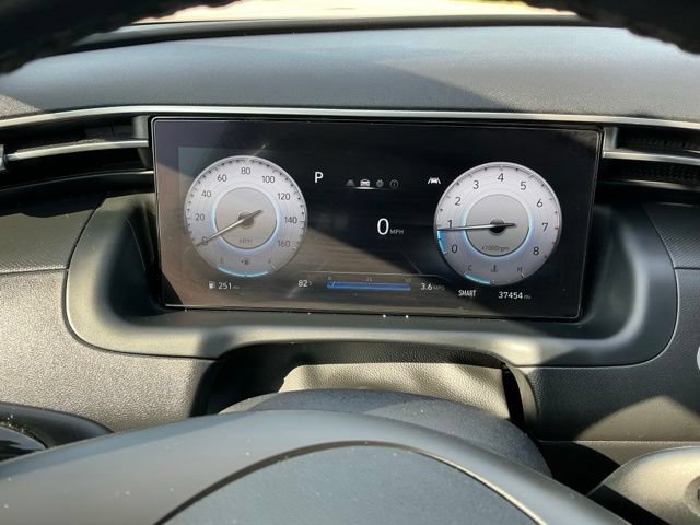 Used 2022 Hyundai Santa Cruz SEL Premium AWD/4WD image 23