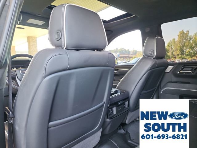 Used 2024 GMC Sierra 1500 AT4X image 32