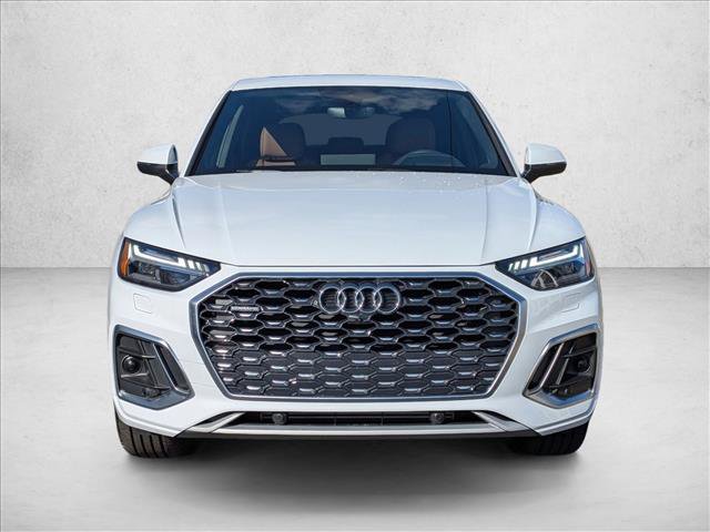 Used 2022 Audi Q5 2.0T Prestige w/ Prestige Package image 2