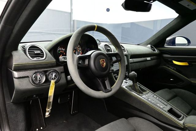 Certified 2025 Porsche 718 Boxster Spyder RS RWD image 4