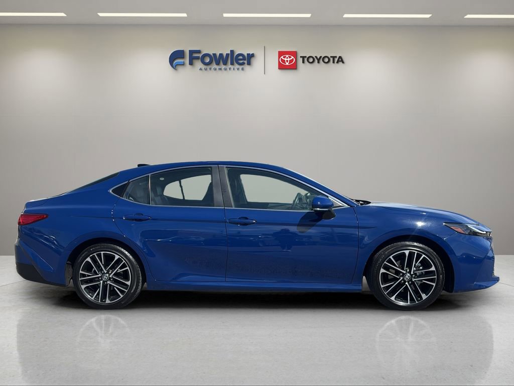 Used 2025 Toyota Camry XLE w/ Premium Package image 8