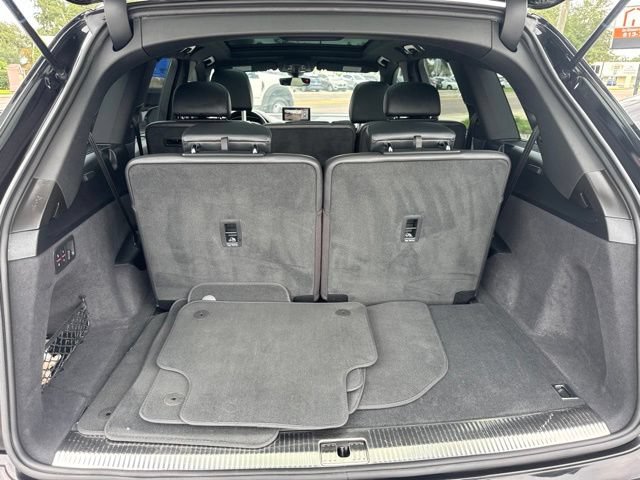 Used 2019 Audi Q7 3.0T Premium Plus w/ Premium Plus Package AWD/4WD image 8