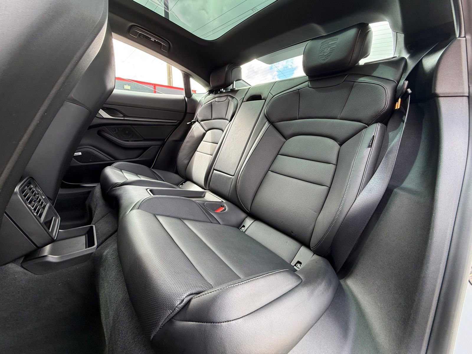 Used 2021 Porsche Taycan 4S AWD/4WD image 16
