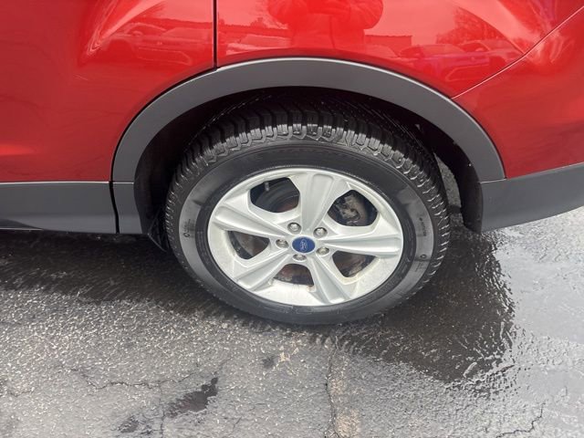 Used 2015 Ford Escape SE image 23