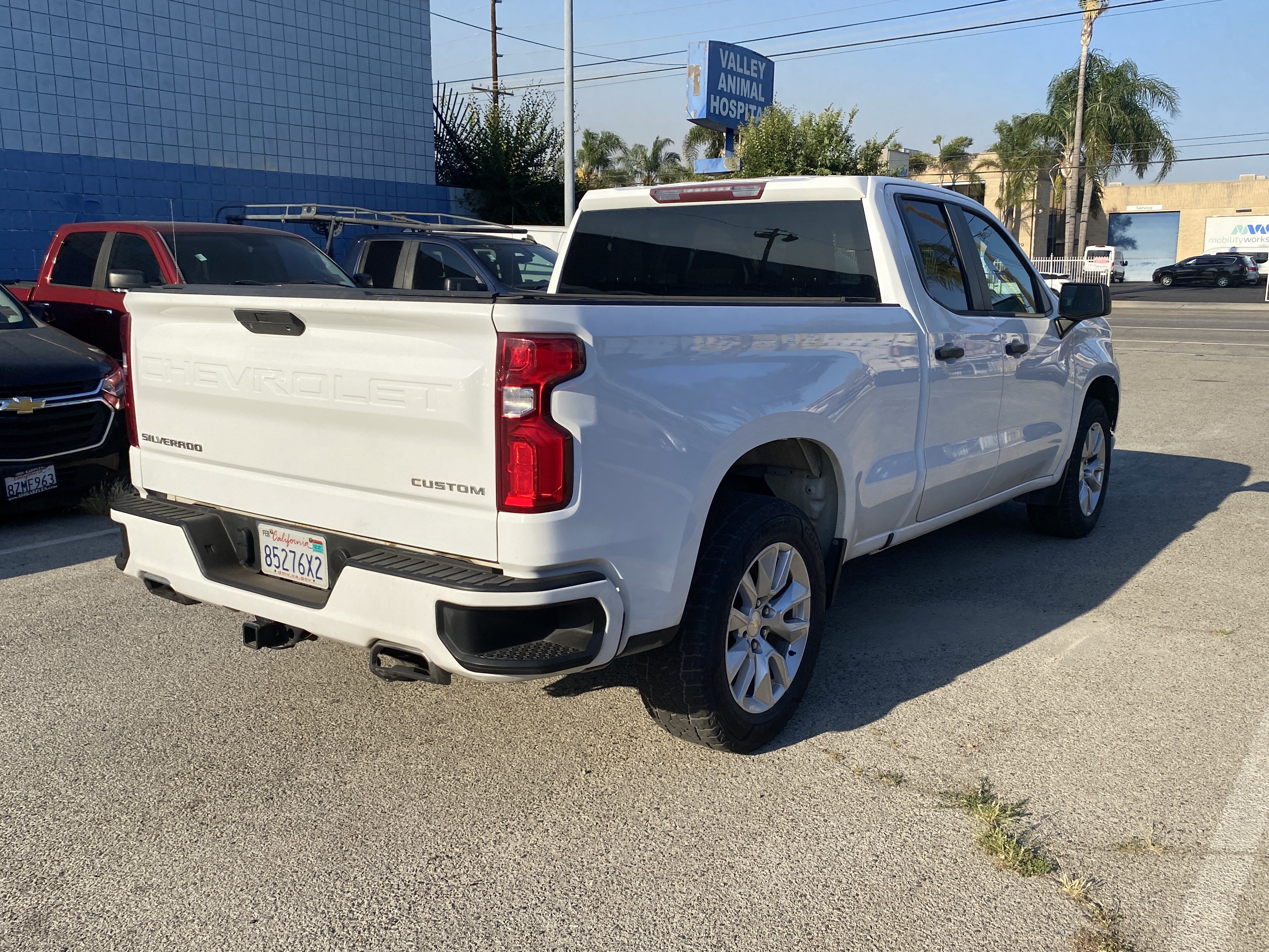 Used 2020 Chevrolet Silverado 1500 Custom w/ Custom Value Package RWD image 8