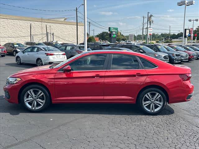 Used 2024 Volkswagen Jetta SE FWD image 6