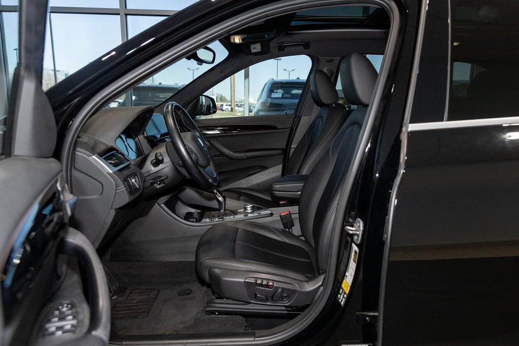 Used 2021 BMW X1 xDrive28i w/ Convenience Package image 19