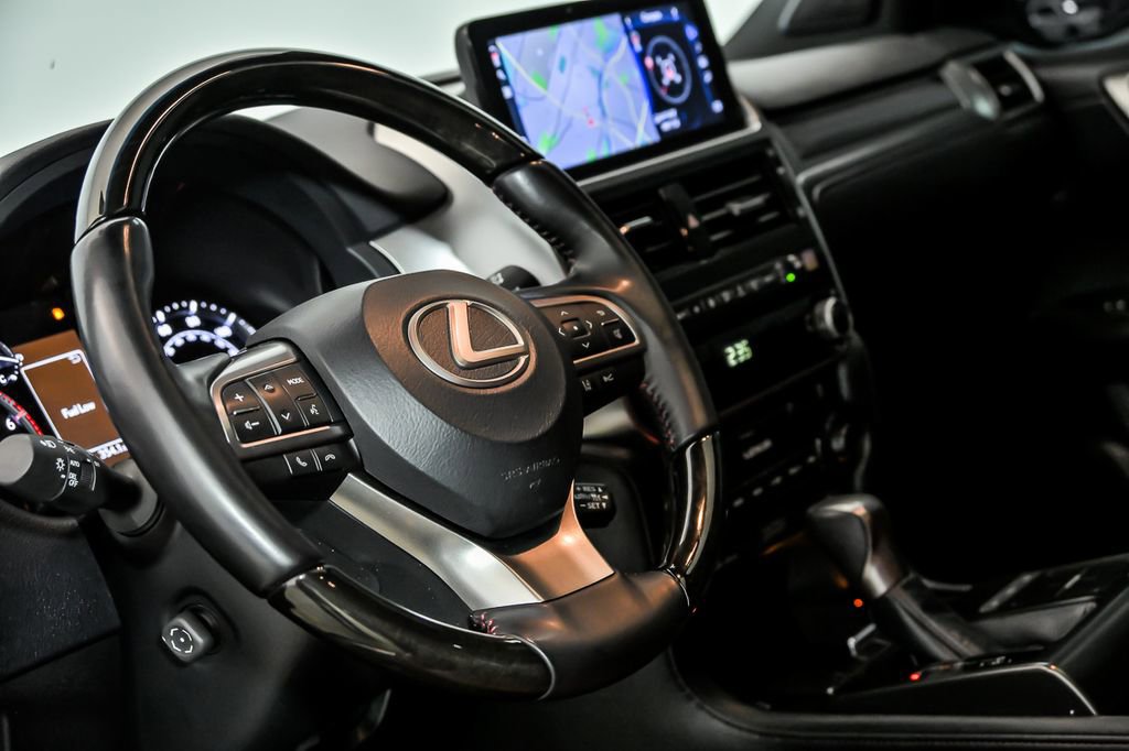 Used 2023 Lexus GX 460 Premium image 16