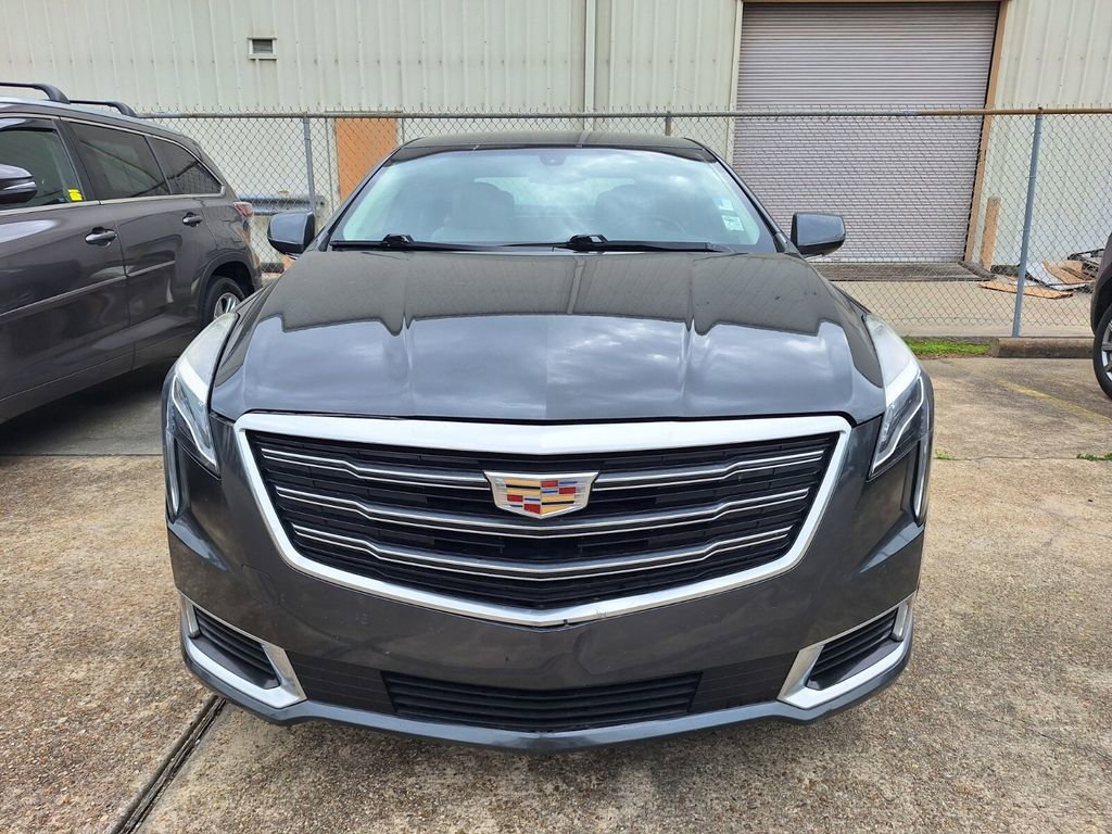 Used 2019 Cadillac XTS Luxury image 2