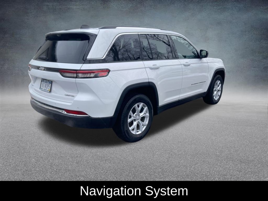 Used 2023 Jeep Grand Cherokee Limited w/ Luxury Tech Group II image 6