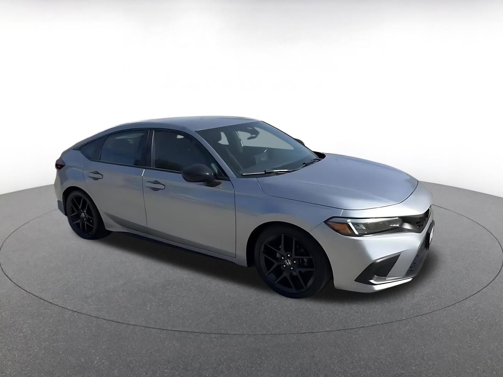 Used 2024 Honda Civic Sport image 2