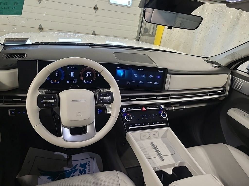 Used 2026 Hyundai Santa Fe SEL image 9