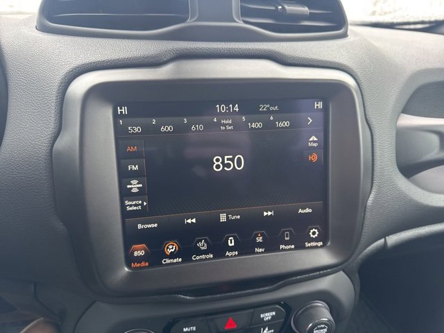 Used 2021 Jeep Renegade Latitude image 25