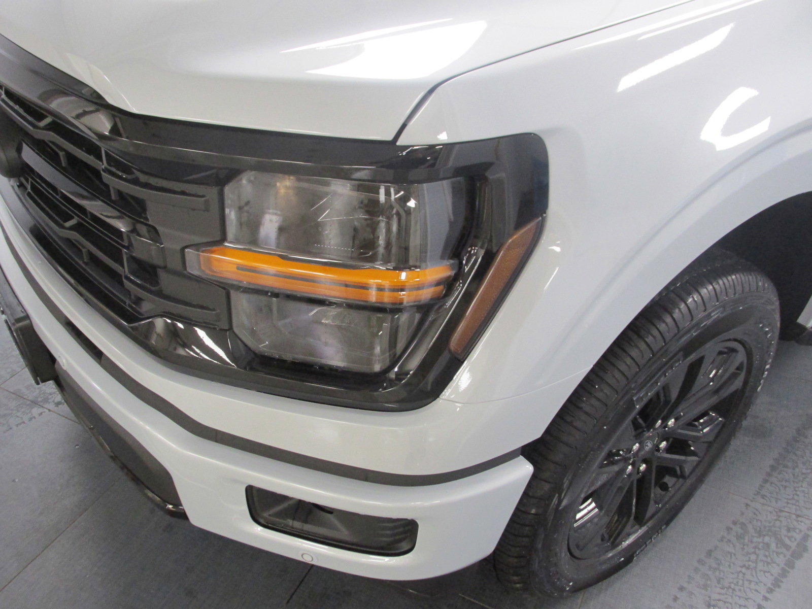 New 2025 Ford F150 XLT w/ Equipment Group 303A High image 8