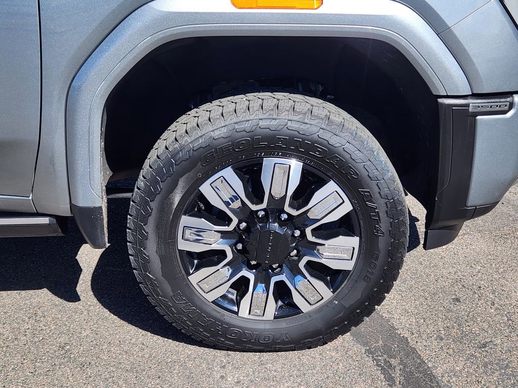 Certified 2024 GMC Sierra 3500 Denali w/ Denali Reserve Package image 9