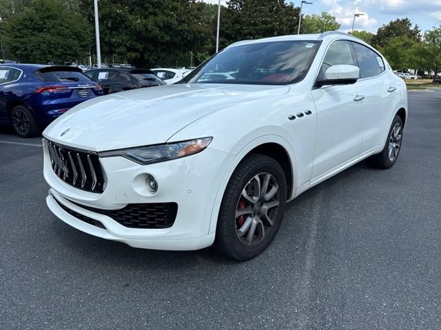 Used 2019 Maserati Levante S AWD/4WD image 3