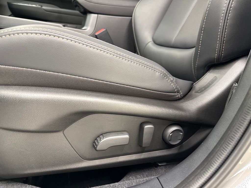 New 2026 Subaru Outback Limited XT AWD/4WD image 13