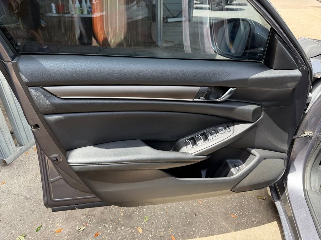 Used 2021 Honda Accord LX image 13