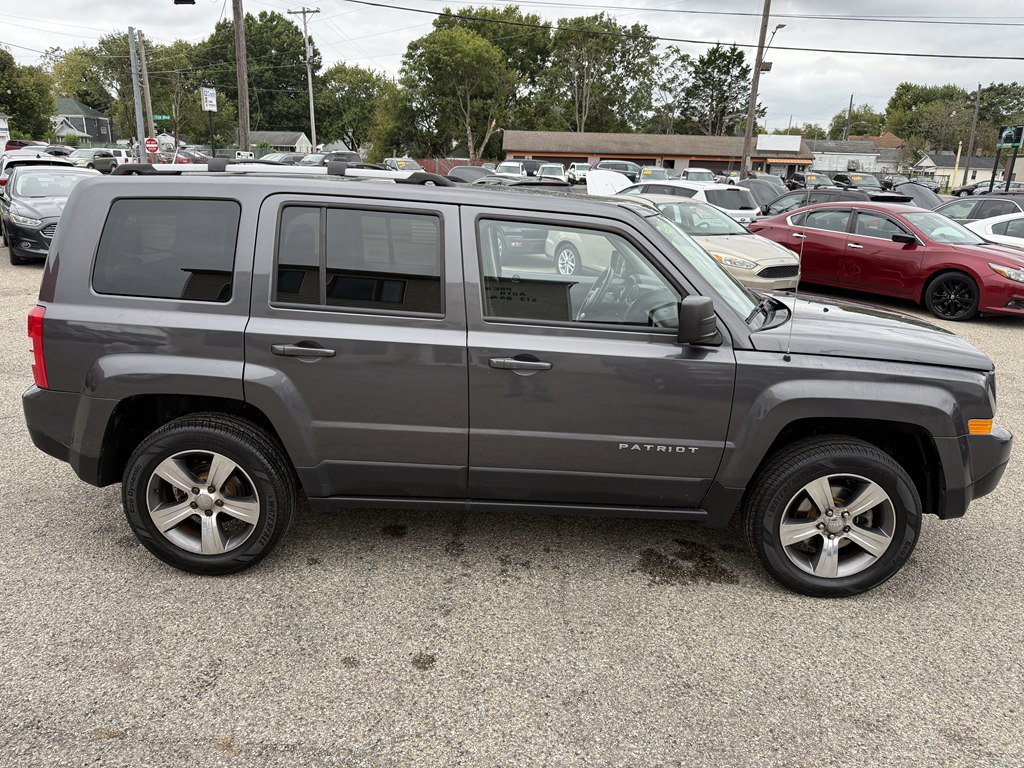 Used 2017 Jeep Patriot High Altitude AWD/4WD image 6