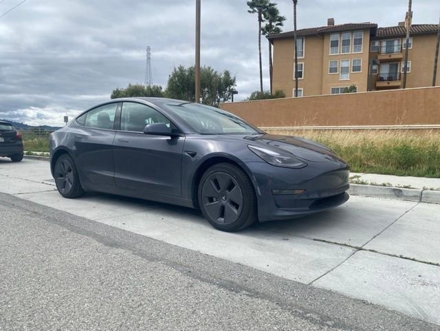 Used 2022 Tesla Model 3 Long Range AWD/4WD image 2