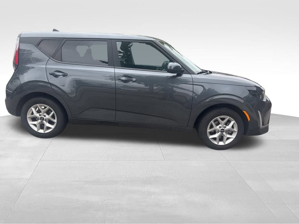 Certified 2023 Kia Soul LX w/ Option Group 015 image 14