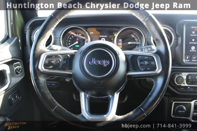 Used 2022 Jeep Wrangler Unlimited Sahara w/ Cold Weather Group image 16