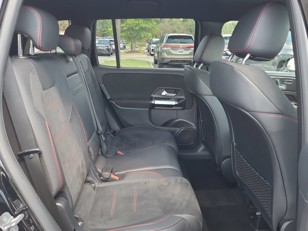 Used 2024 Mercedes-Benz GLB 250 image 17