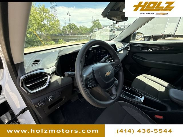 Certified 2025 Chevrolet TrailBlazer LS w/ LS Convenience Package FWD image 10