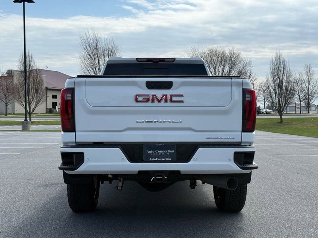 Used 2025 GMC Sierra 3500 Denali w/ Denali Reserve Package image 6