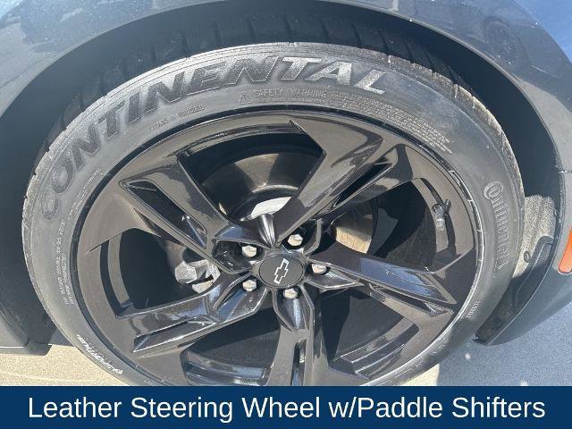 Used 2020 Chevrolet Camaro LT w/ RS Package image 10