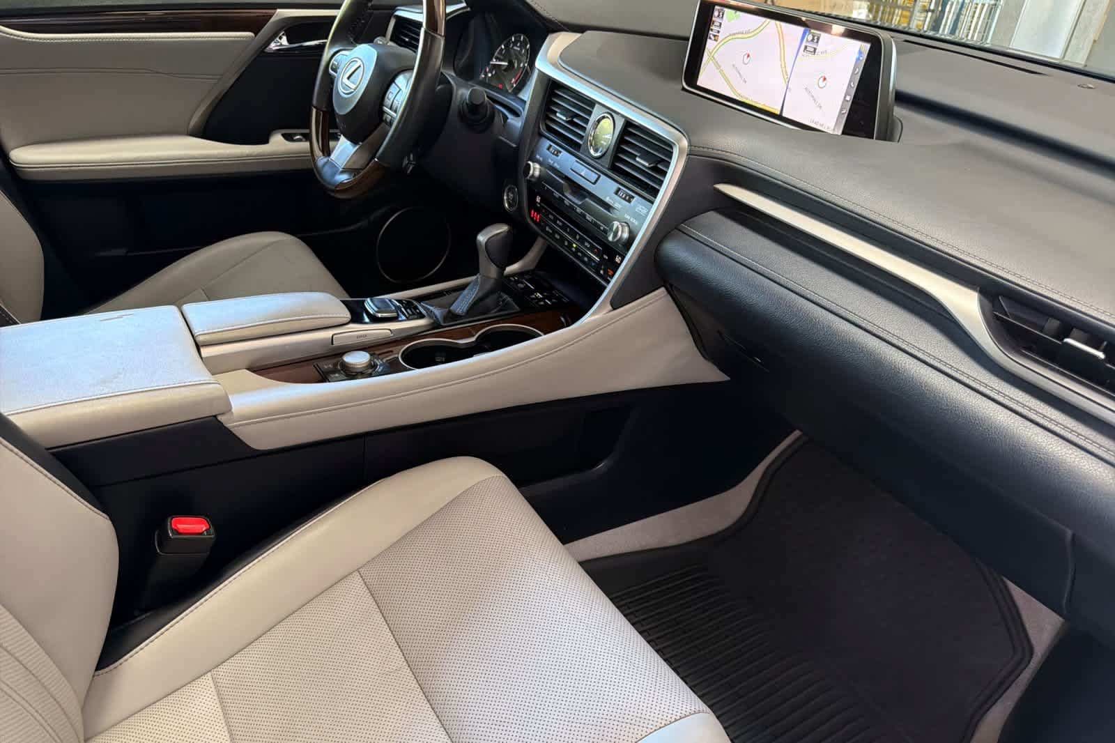 Used 2017 Lexus RX 350 AWD w/ Premium Package image 16