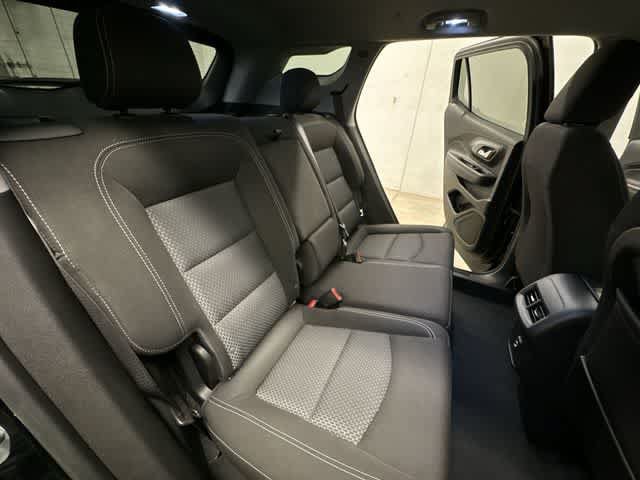 Used 2022 GMC Terrain SLE w/ Driver Convenience Package AWD/4WD image 23