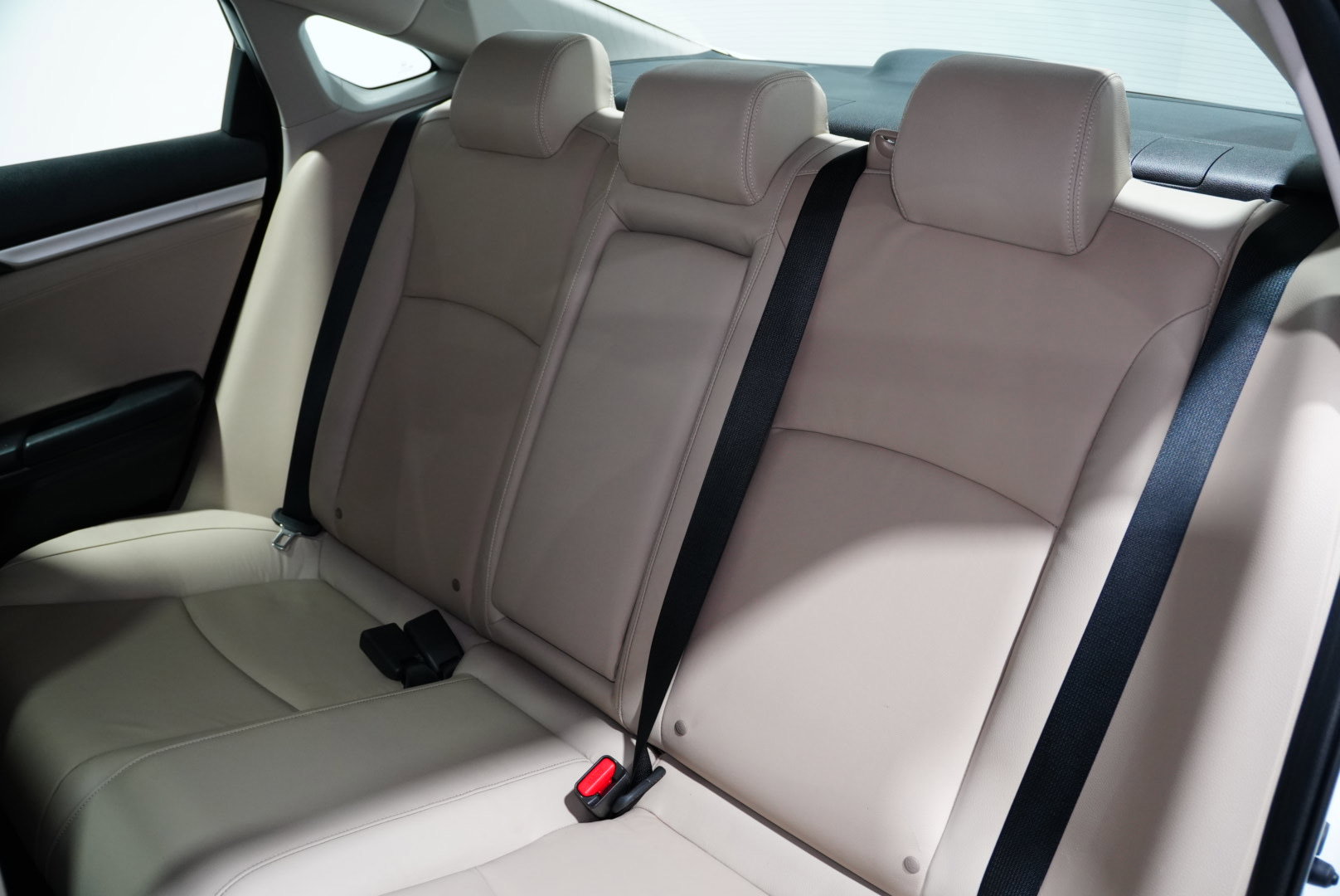 Used 2019 Honda Civic EX-L image 17