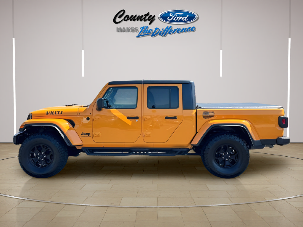 Used 2021 Jeep Gladiator Sport AWD/4WD image 3