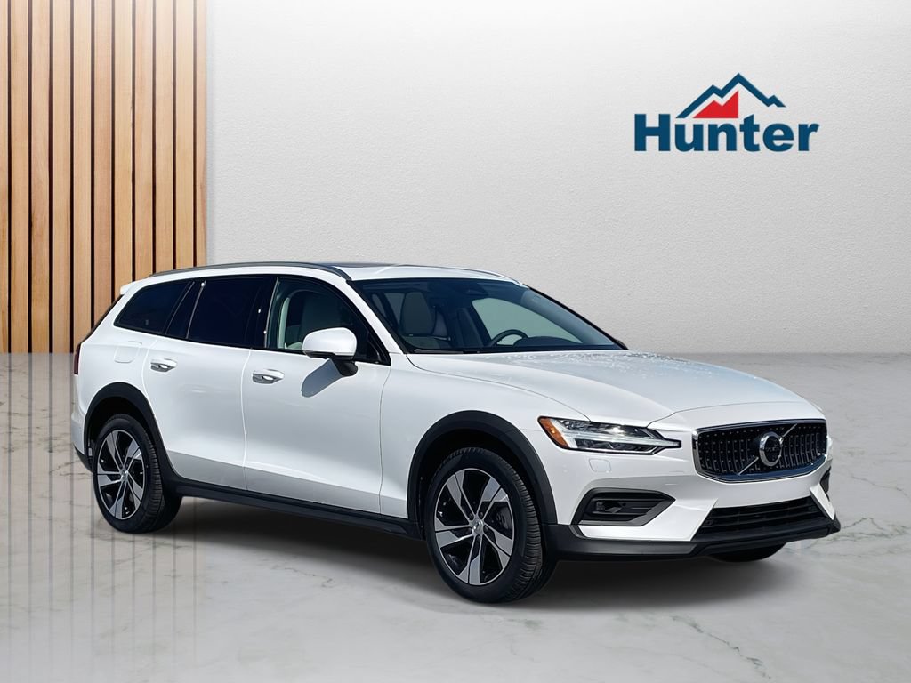 New 2026 Volvo V60 B5 Cross Country Plus w/ Protection Package Premier AWD/4WD image 1