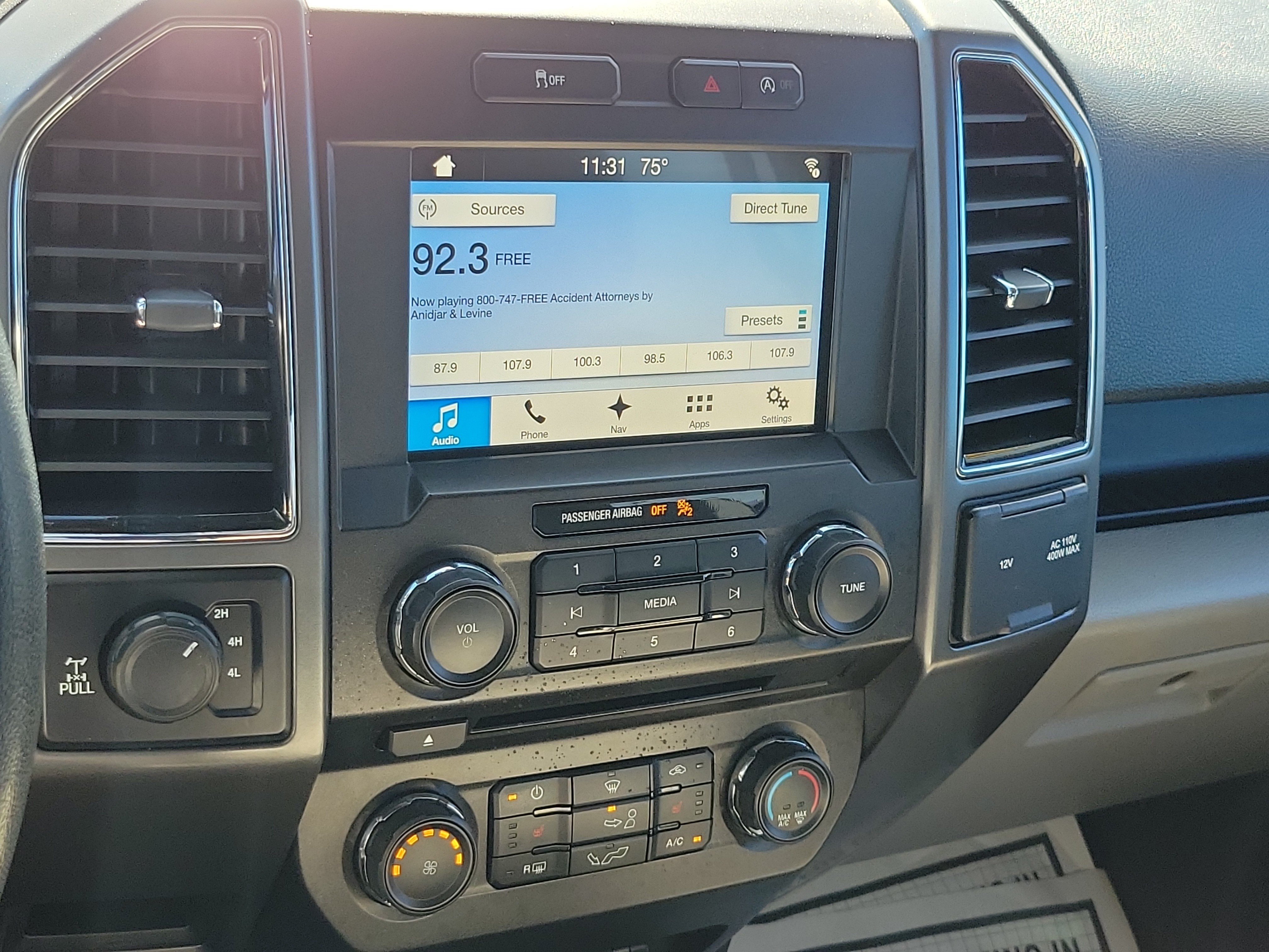 Used 2018 Ford F150 XLT w/ Equipment Group 302A Luxury AWD/4WD image 20