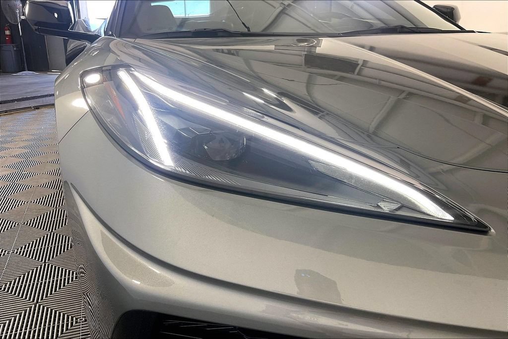 Used 2024 Chevrolet Corvette Stingray Coupe w/ 1LT RWD image 34