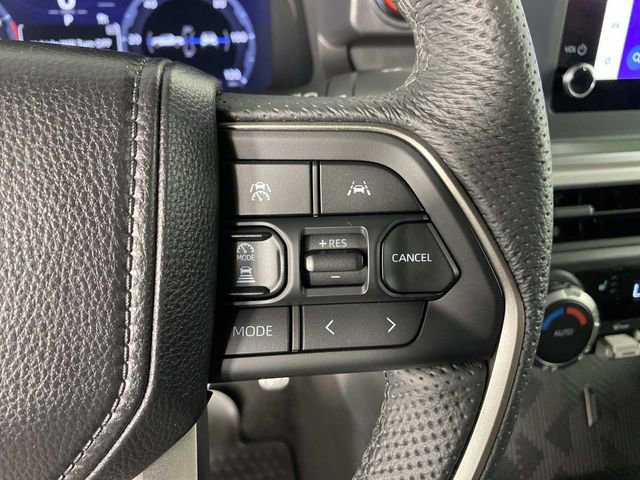 Used 2025 Toyota Tacoma TRD Sport AWD/4WD image 16