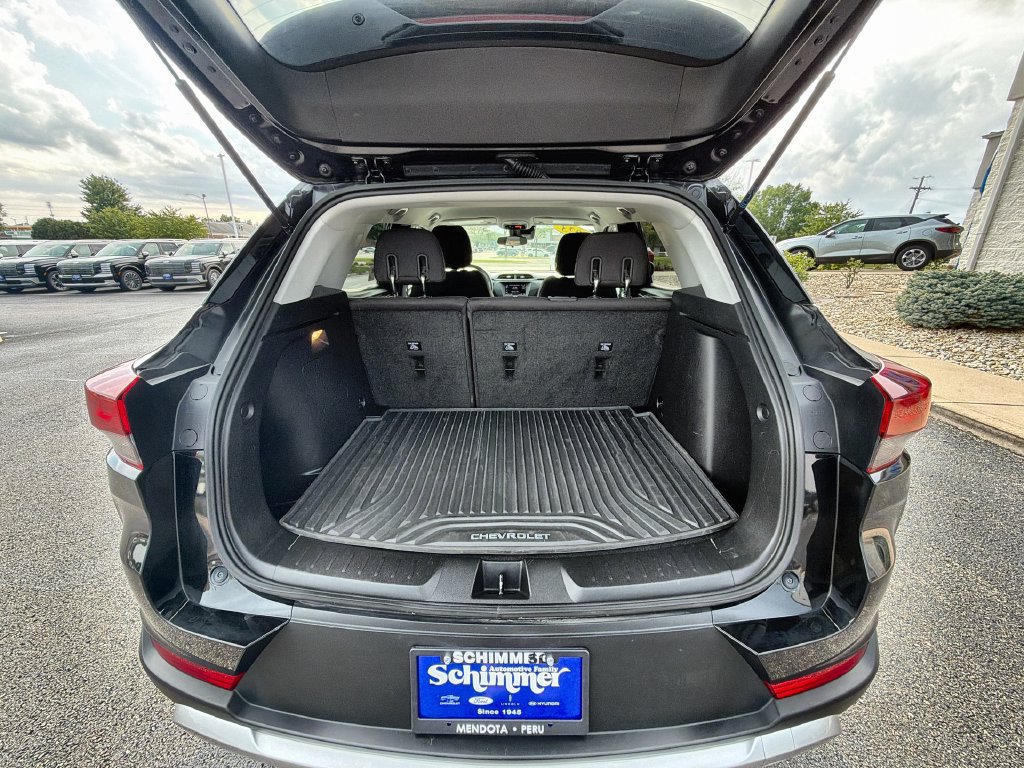 Used 2023 Chevrolet TrailBlazer LT FWD image 18