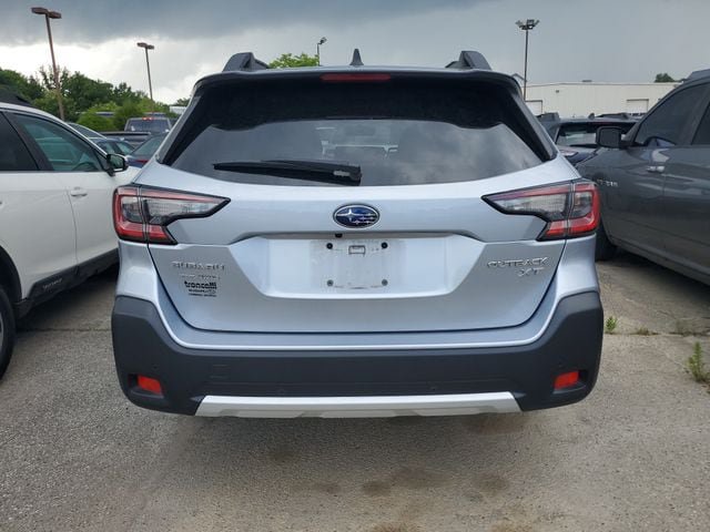 Used 2023 Subaru Outback Limited XT AWD/4WD image 8