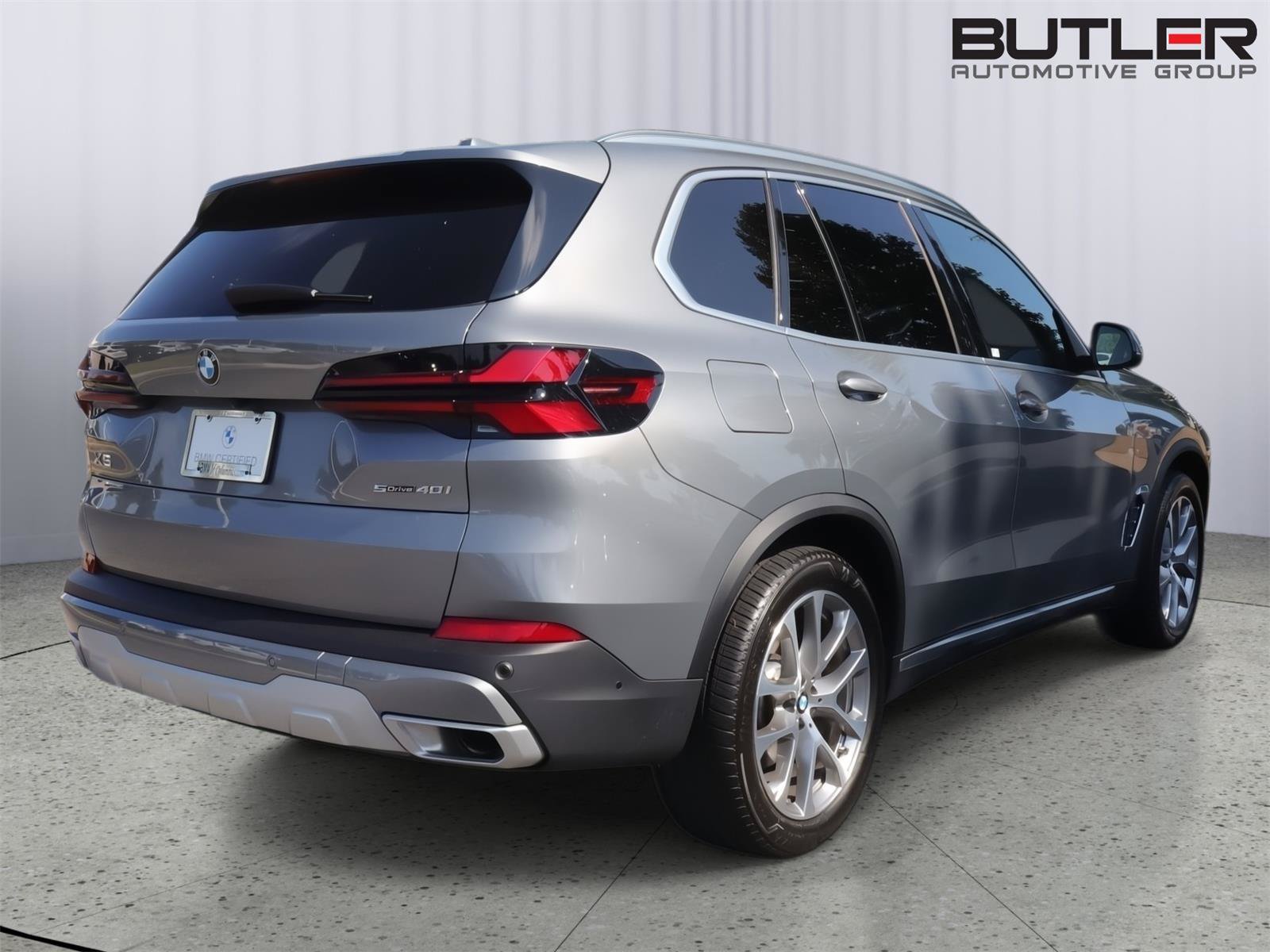 Used 2024 BMW X5 sDrive40i w/ Premium Package RWD image 6