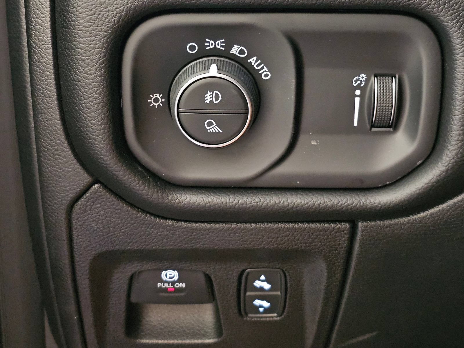 New 2026 RAM 1500 Big Horn AWD/4WD image 15