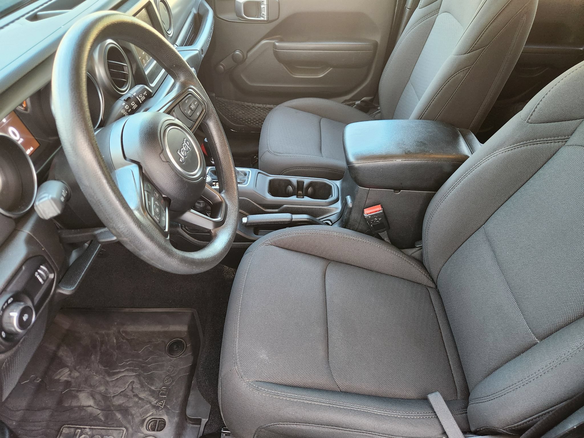 Used 2023 Jeep Wrangler Unlimited Sport AWD/4WD image 13